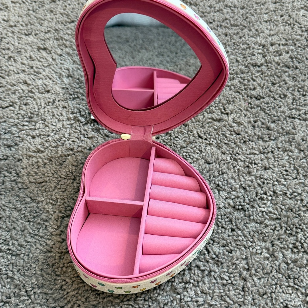 Target x Roller Rabbit Heart-Shaped Jewelry Case - Picture 2 of 3